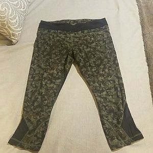 Lululemon Capris